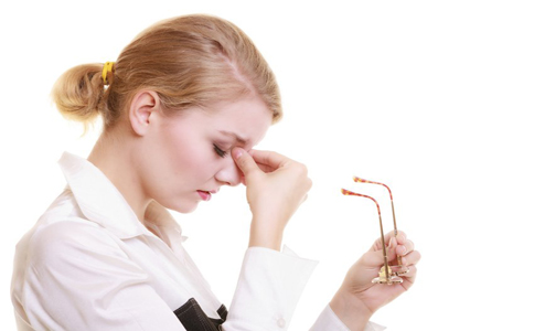 駕車外出、辦公室電腦族，科學(xué)緩解視疲勞的方法