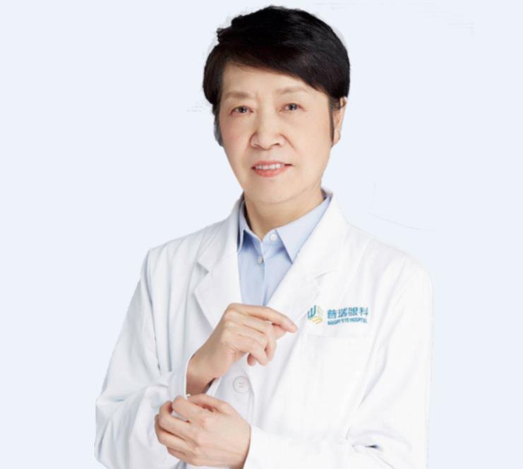 通知|全國(guó)知名斜弱視專(zhuān)家岳以英教授普瑞眼視光醫(yī)院親診