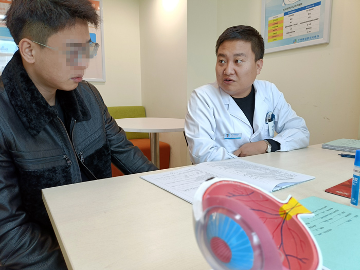 300度近視拖到900度近視，近視手術(shù)是什么感受？