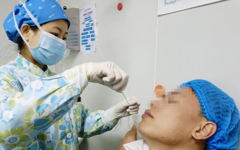 300度近視拖到900度近視，近視手術(shù)是什么感受？