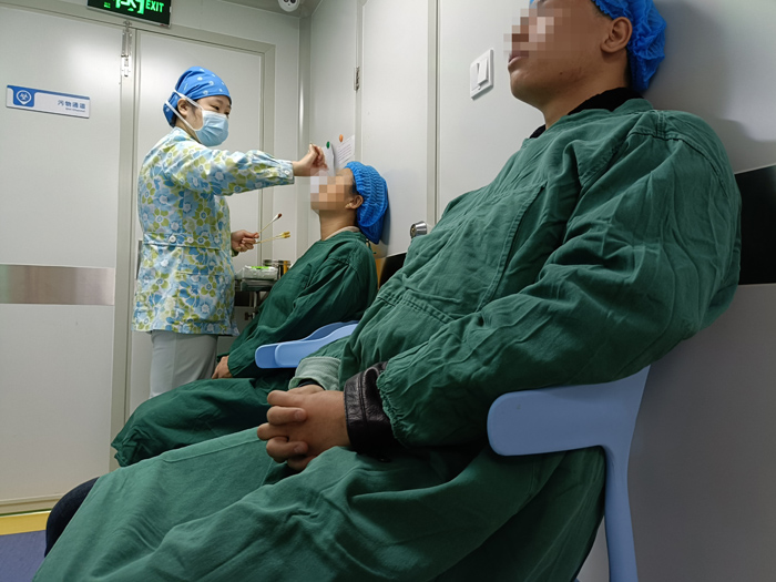 300度近視拖到900度近視，近視手術(shù)是什么感受？
